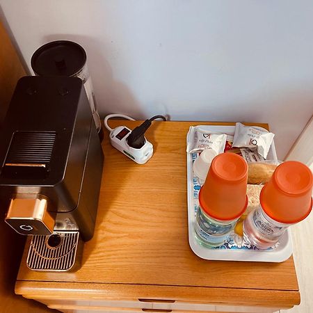 Affitta Camere Di Mattia Self Check In Fiumicino Dış mekan fotoğraf